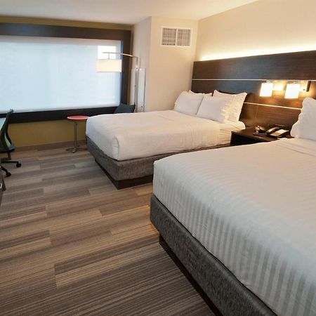 Holiday Inn Express & Suites Johnstown By Ihg Zewnętrze zdjęcie