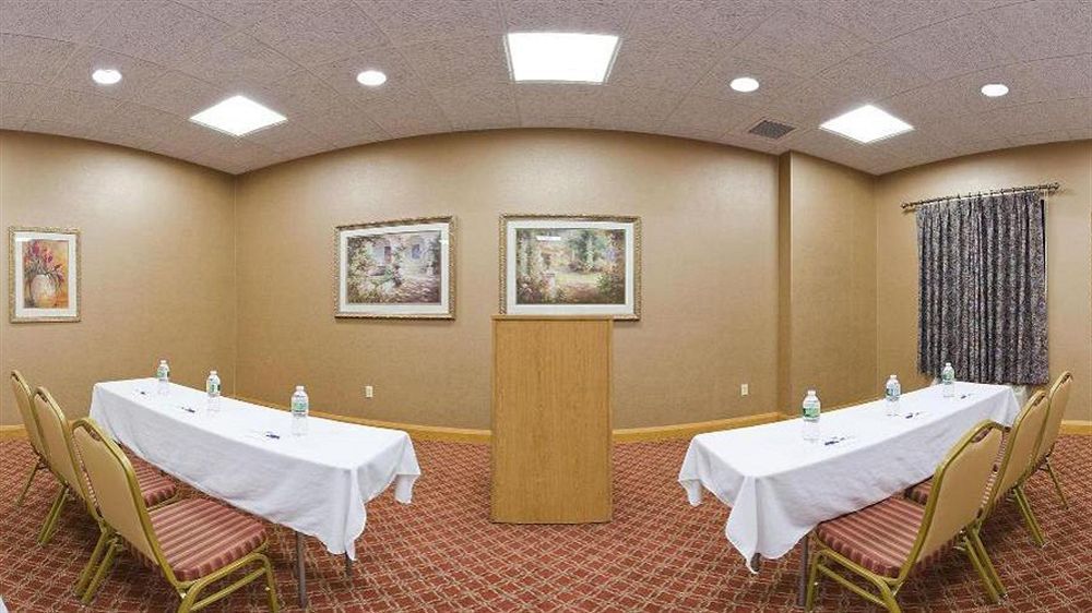 Holiday Inn Express & Suites Johnstown By Ihg Zewnętrze zdjęcie