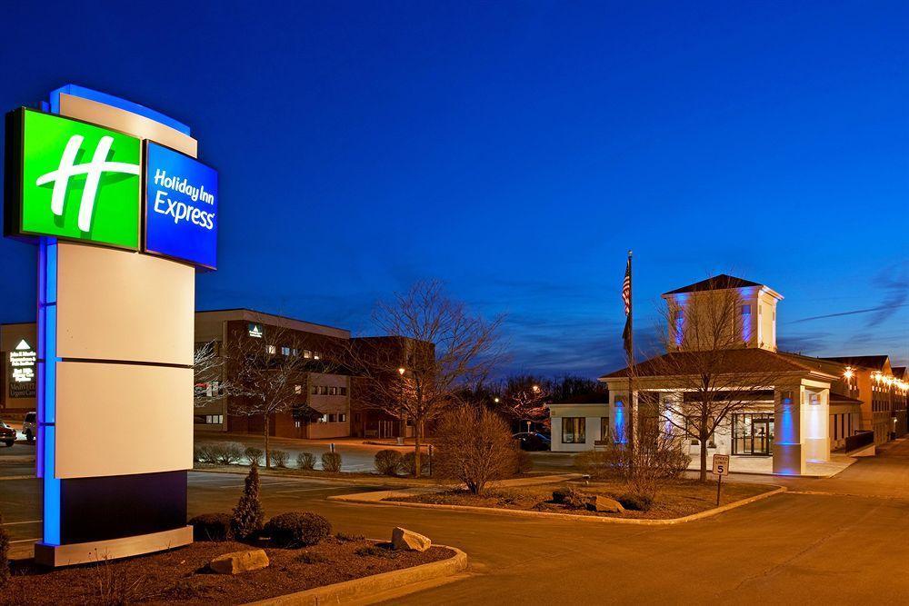 Holiday Inn Express & Suites Johnstown By Ihg Zewnętrze zdjęcie