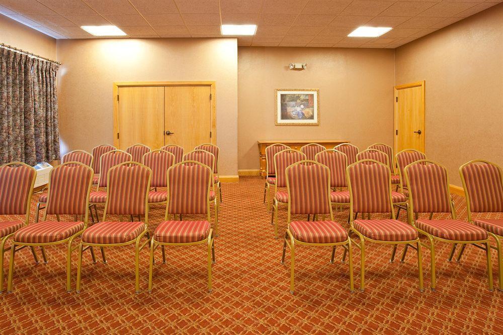 Holiday Inn Express & Suites Johnstown By Ihg Zewnętrze zdjęcie