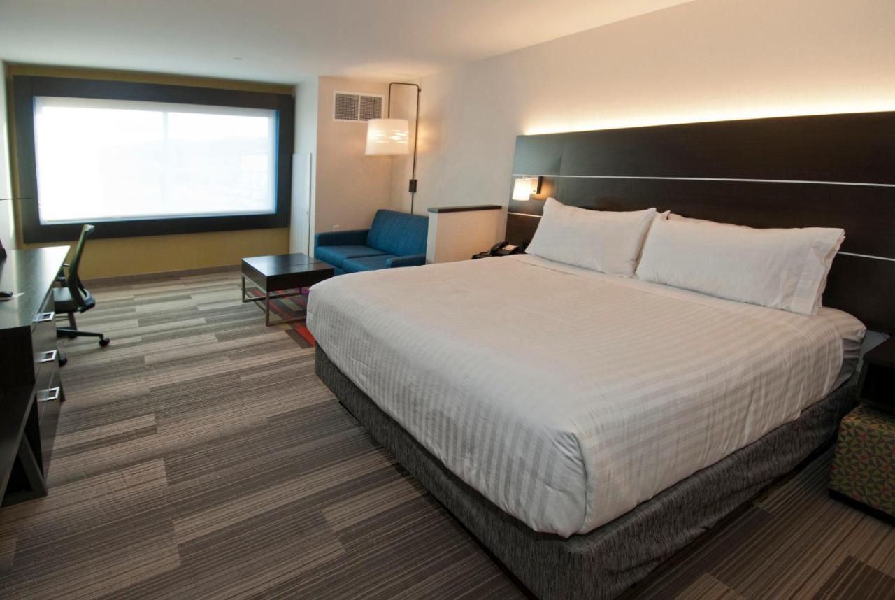 Holiday Inn Express & Suites Johnstown By Ihg Zewnętrze zdjęcie