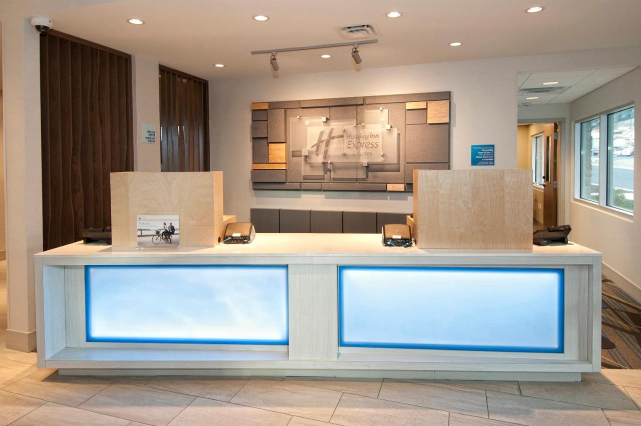 Holiday Inn Express & Suites Johnstown By Ihg Zewnętrze zdjęcie