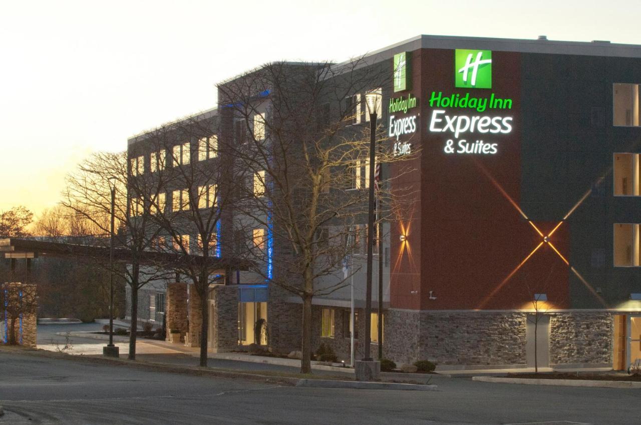 Holiday Inn Express & Suites Johnstown By Ihg Zewnętrze zdjęcie