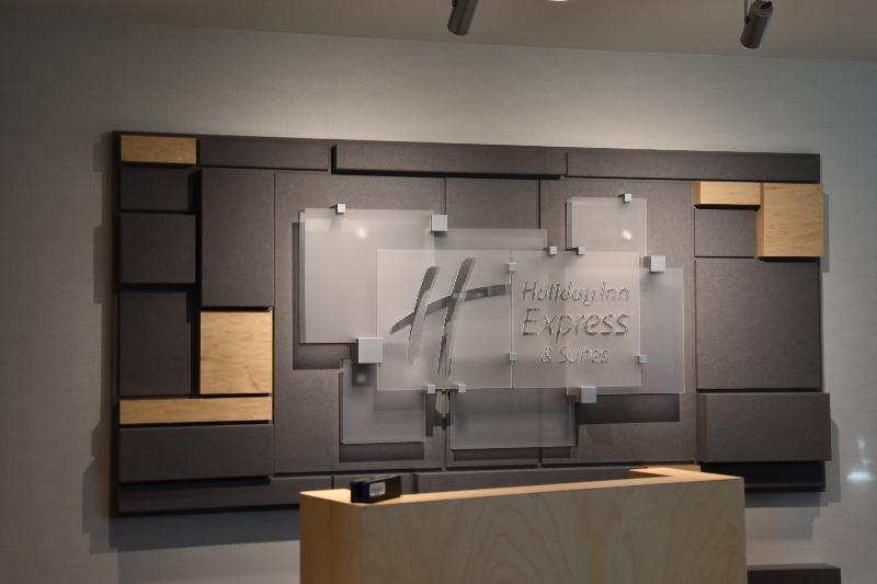 Holiday Inn Express & Suites Johnstown By Ihg Zewnętrze zdjęcie