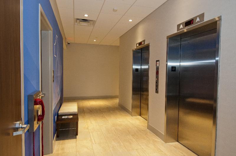 Holiday Inn Express & Suites Johnstown By Ihg Zewnętrze zdjęcie